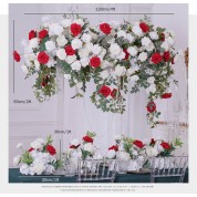 Christmas Table Setting Flowers