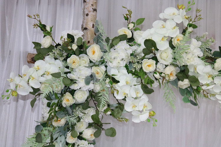 hindu wedding putting flower garland1