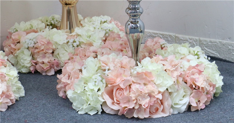 flower wall in living room10