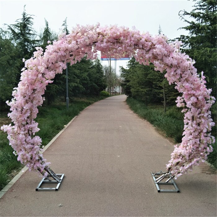 edison bulb wedding arch9