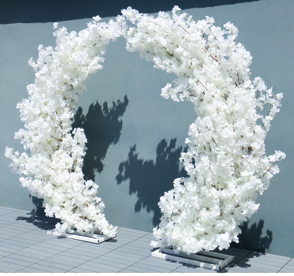 hydrangea wedding arch9