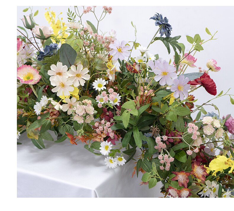 flower decorations on barn doors for wedding1