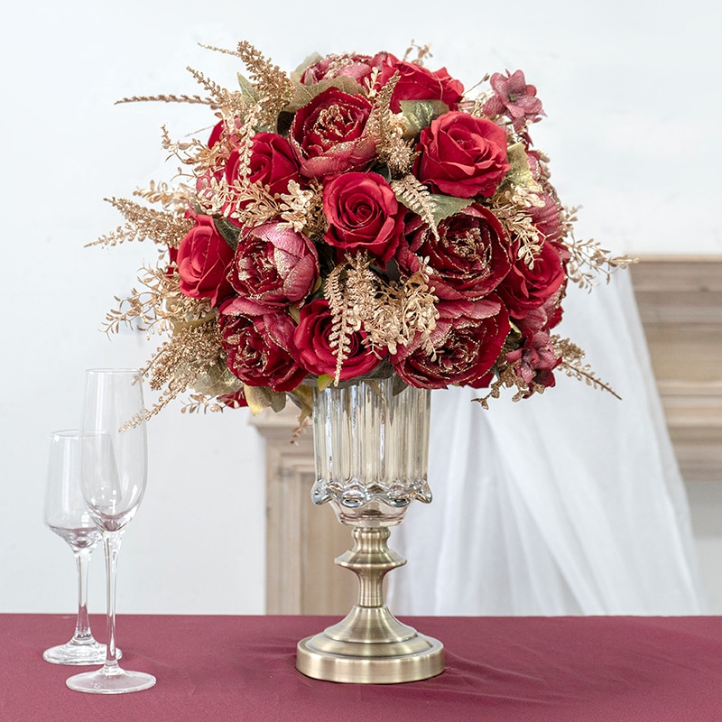 sweetheart table flowers blue hydrangeas9