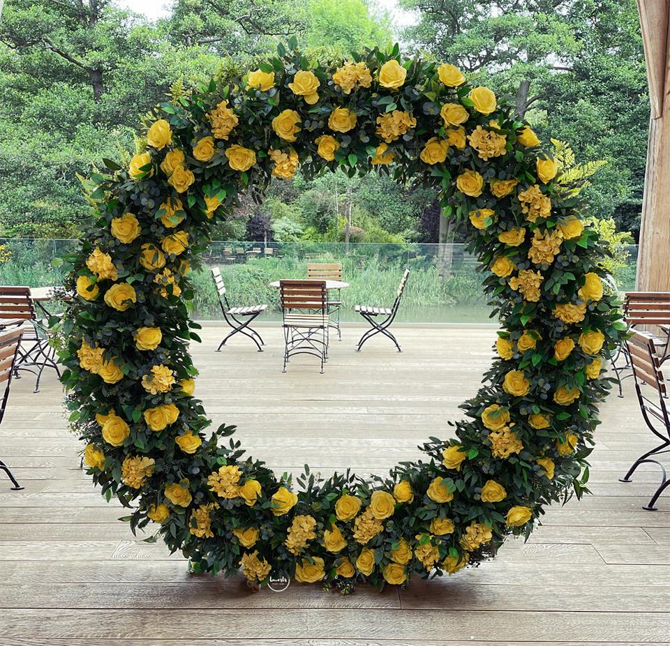 gray and coral wedding decorations