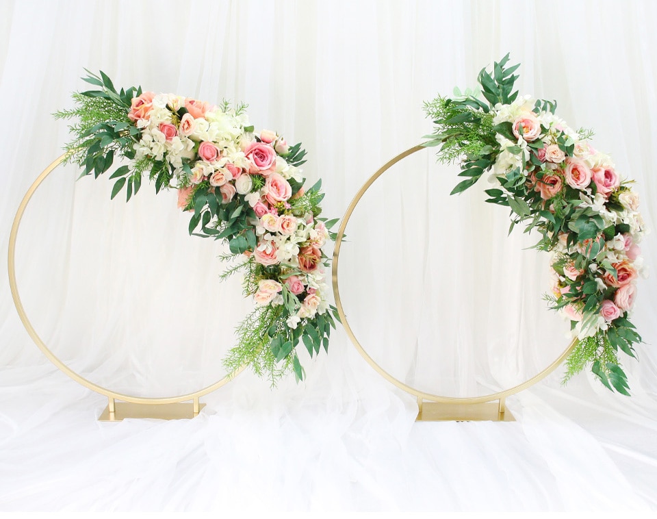 classic wedding decor flowers1