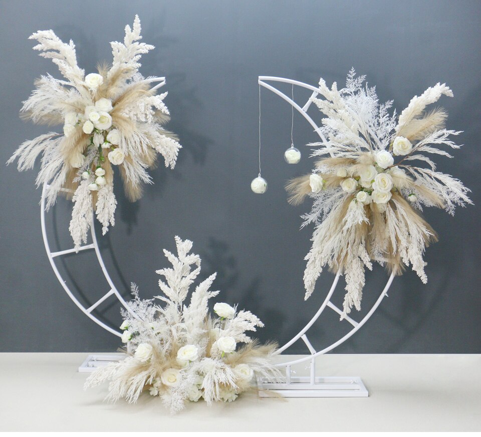 hanging outdoor winter flower arrangements9