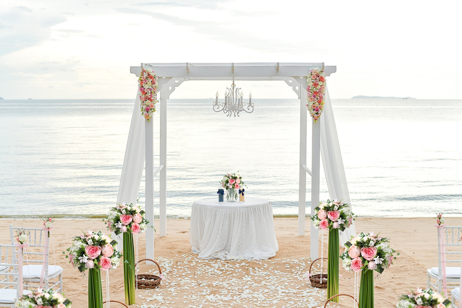 mexican romantic wedding decor1