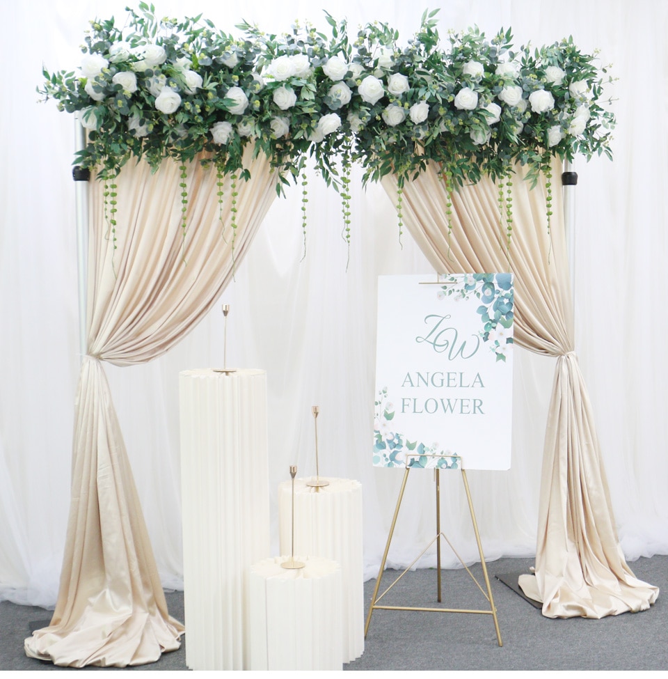 lime green paisly table runner