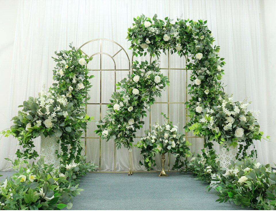 floral for wedding arch8