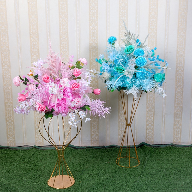 blue and green flower arrangements10