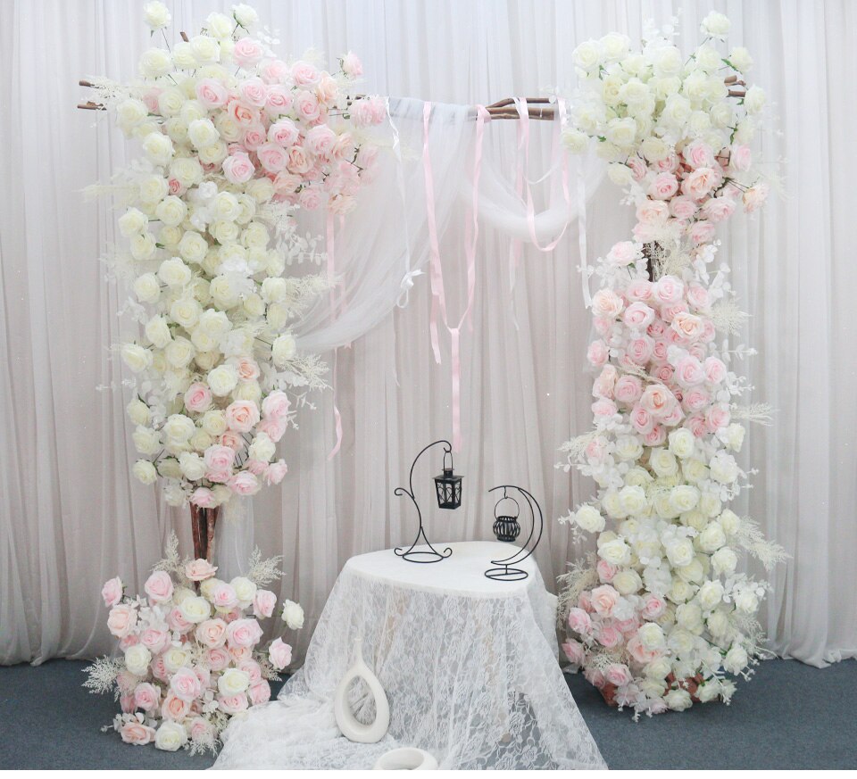 flower arrangement on wedding tables9