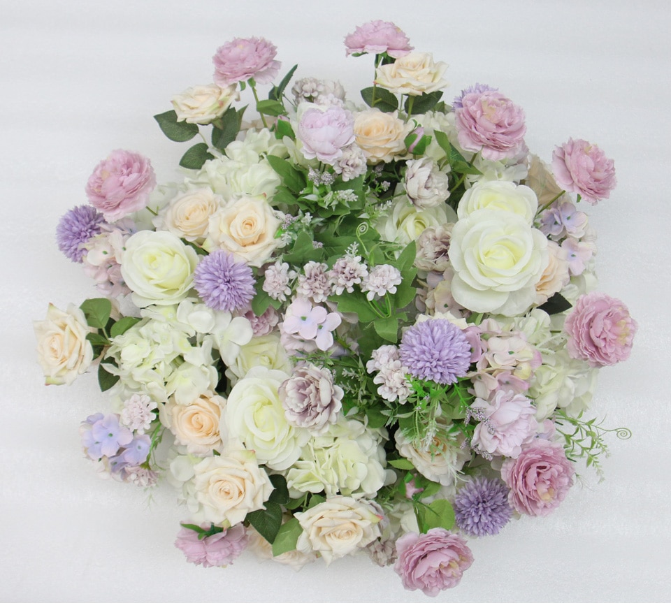 flower arranging roses into a hydrangea7