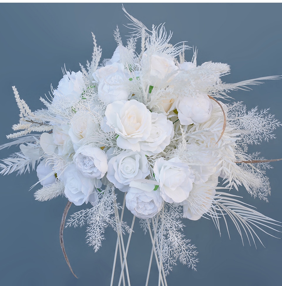 simple winter flower arrangements10