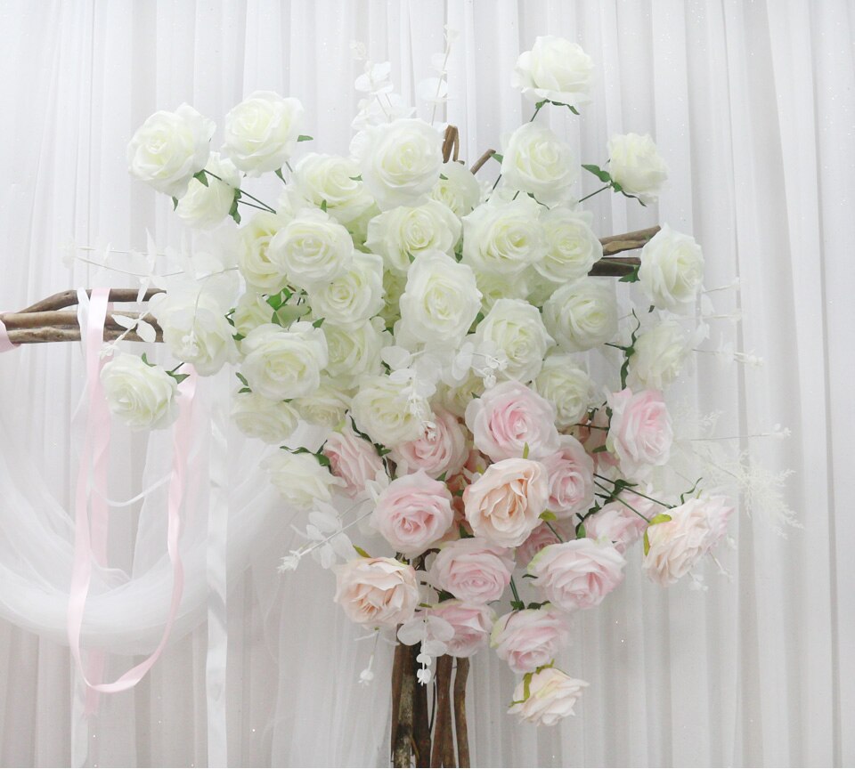 flower arrangement on wedding tables8