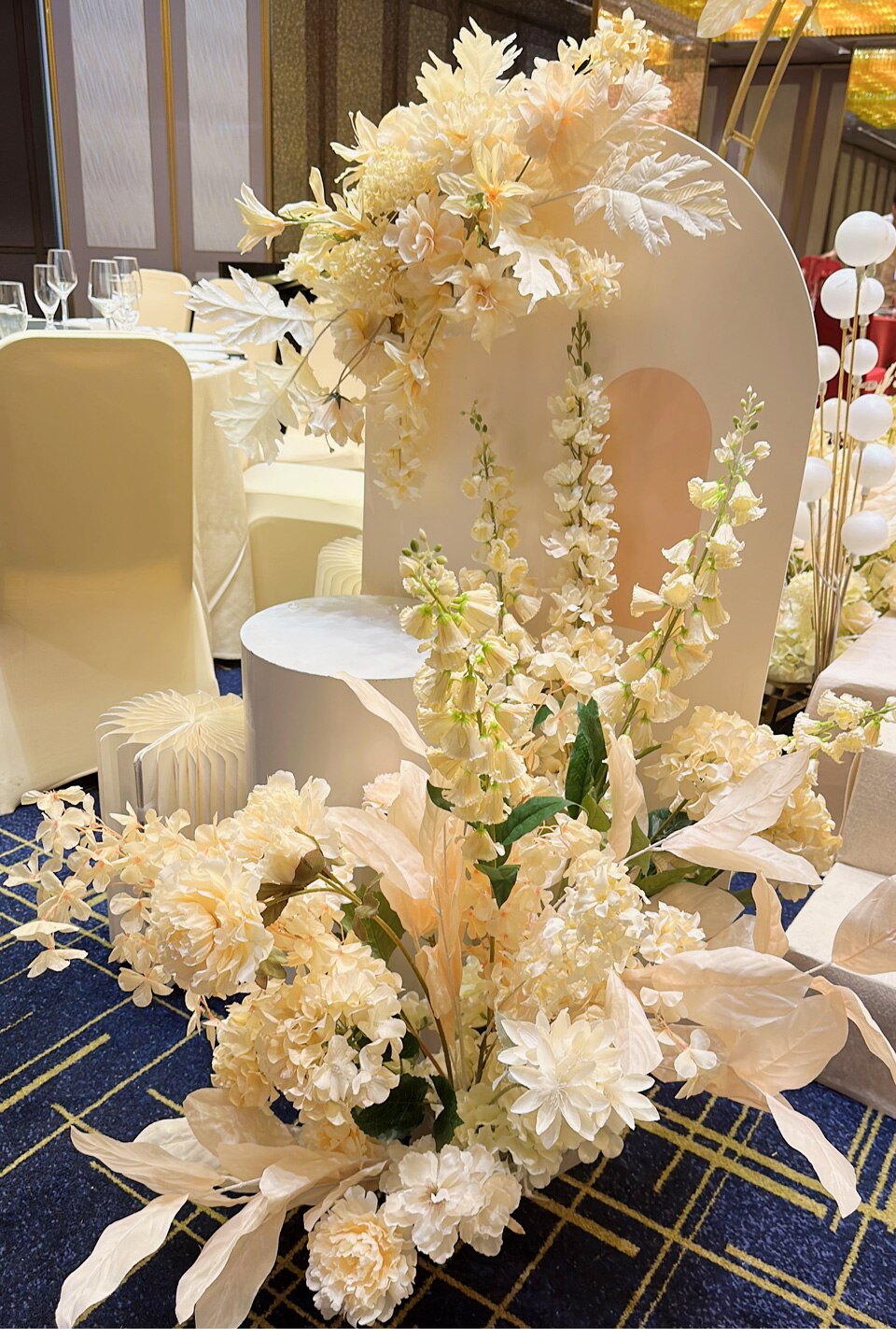 flower arrangements vertical using oasis 38017